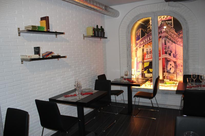 Hostal Le Vintage Ávila Extérieur photo